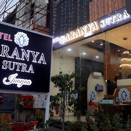 Hotel Aranyasutra Inaya, Indore Buitenkant foto